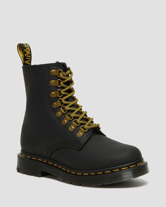 Dr Martens Womens 1460 Pascal DM's Wintergrip Leather Lace Up Ankle Boots Black - 19584ZKTP